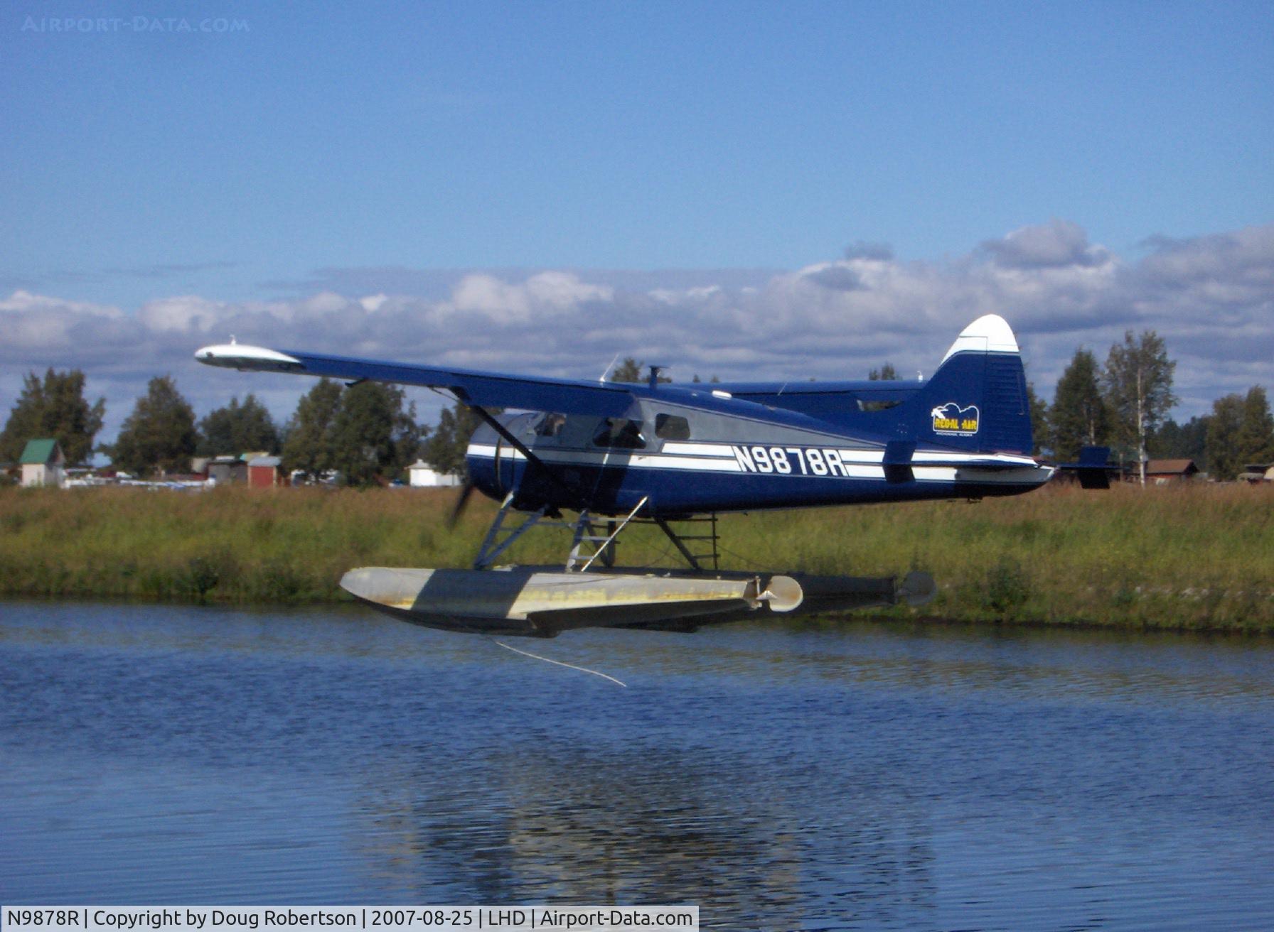 N9878R, 1956 De Havilland Canada DHC-2 MK. I(L20A) C/N 1135, 1956 DeHavilland BEAVER DHC-2 Mk.1, P&W R-985 450 Hp, restricted class, landing