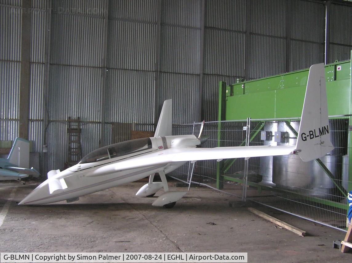 G-BLMN, 1986 Rutan Long-EZ C/N PFA 074A-10648, Long Ez in the hangar at Lasham