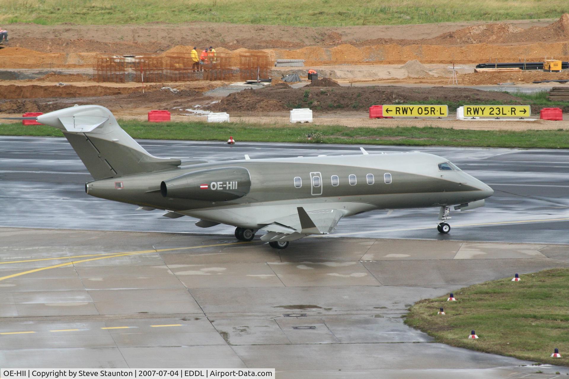 OE-HII, Bombardier Challenger 300 (BD-100-1A10) C/N 20111, Taken at Dusseldorf July 2007