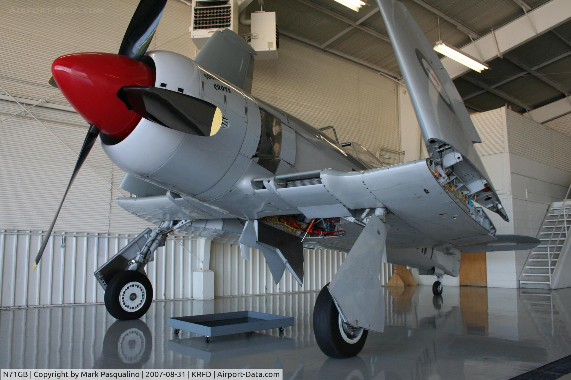 N71GB, 1949 Hawker Sea Fury T.20 C/N 37525, Hawker Sea Fury TMK 20