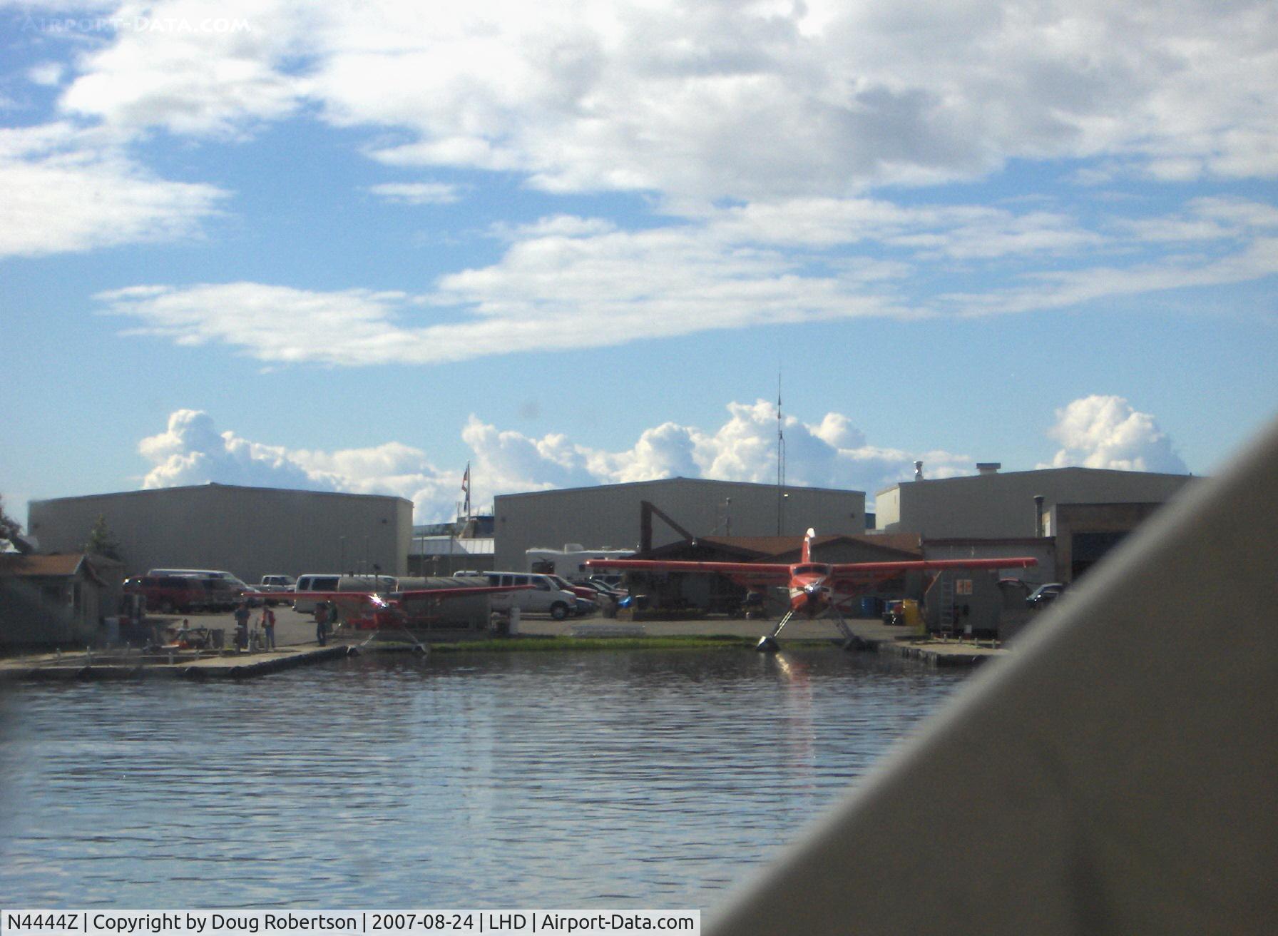 N4444Z, 1958 De Havilland Canada Beaver DHC-2 Mk1 C/N 1307, 1958 DeHavilland BEAVER DHC-2 MK.1, P&W R-985 450 Hp, taxi to Rust's dock
