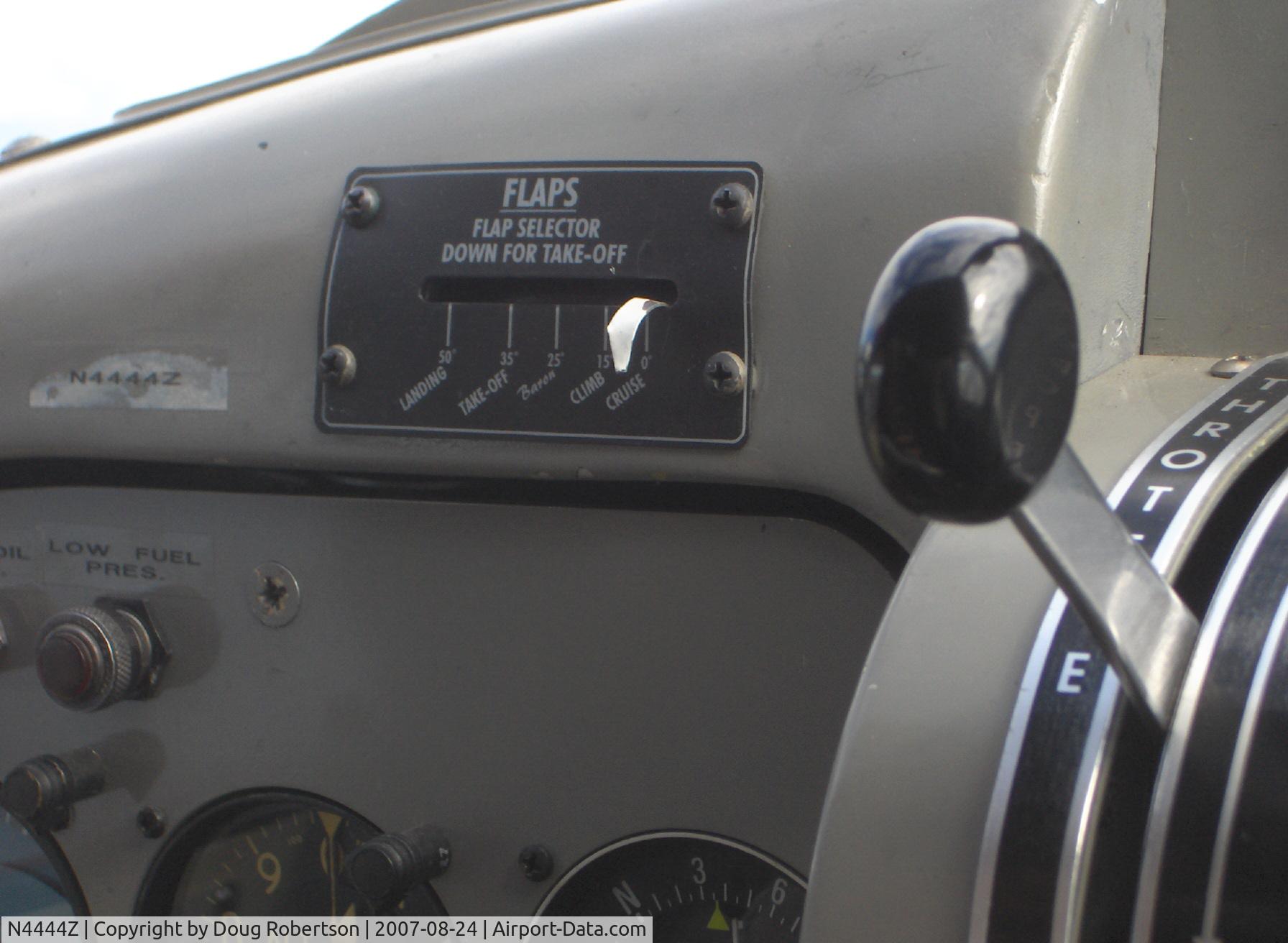N4444Z, 1958 De Havilland Canada Beaver DHC-2 Mk1 C/N 1307, 1958 DeHavilland BEAVER DHC-2 MK.1, P&W R-985 450 Hp, flaps position indicator