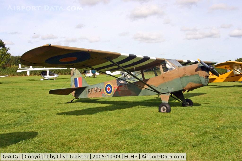 G-AJGJ, 1944 Taylorcraft J Auster 5 C/N 1147, Colour scheme of the ROYAL AIR FORCE - Serial No: RT486