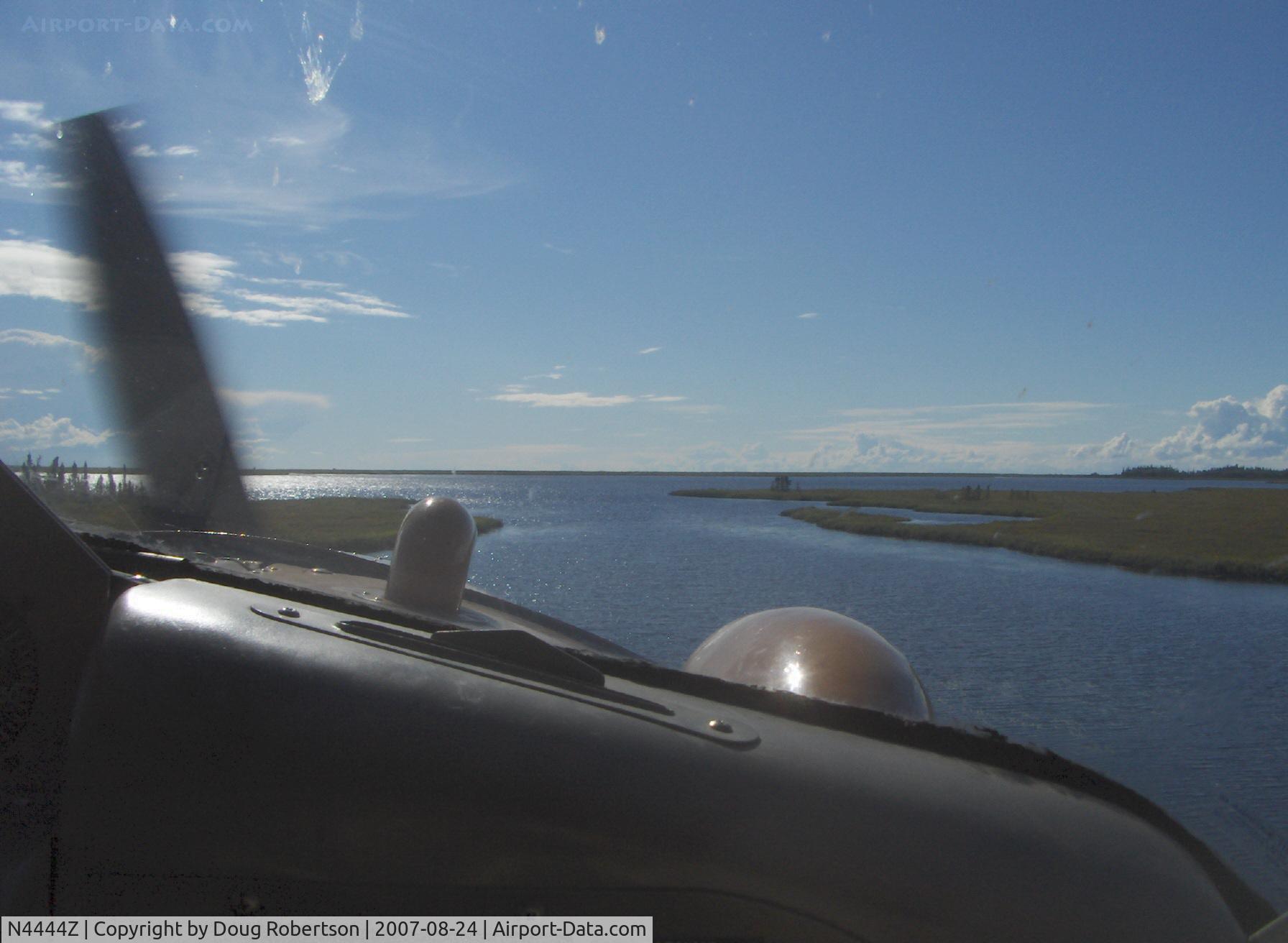 N4444Z, 1958 De Havilland Canada Beaver DHC-2 Mk1 C/N 1307, 1958 DeHavilland BEAVER DHC-2 MK.1, P&W R-985 450 Hp, lake landing approach