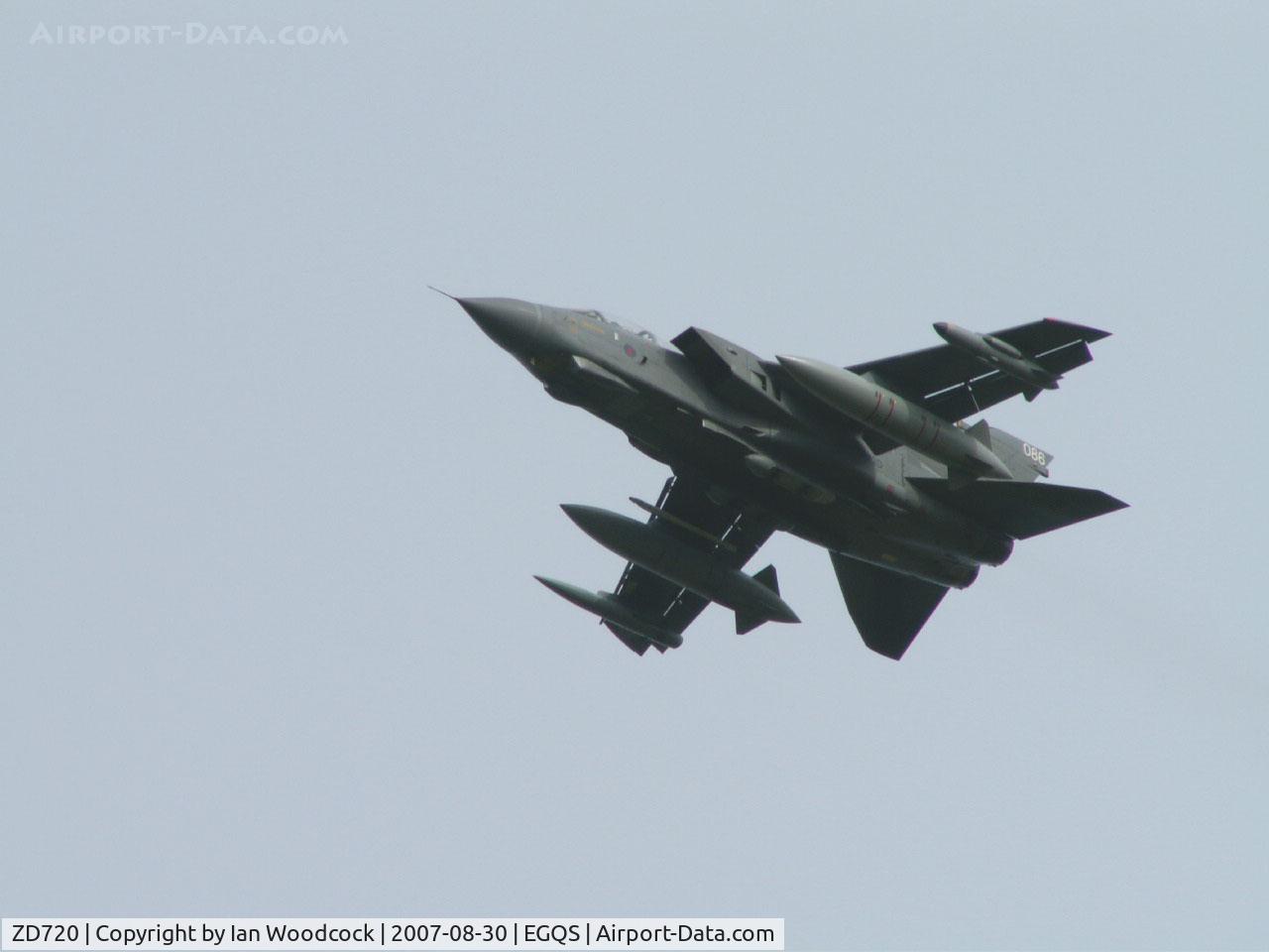 ZD720, 1984 Panavia Tornado GR.4 C/N 352/BS121/3162, BAe Panavia Tornado GR.4/Royal Air Force/RAF Lossiemouth