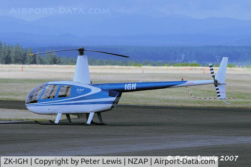 ZK-IGH, Robinson R44 C/N 0065, Bay Heliwork Ltd., Hastings