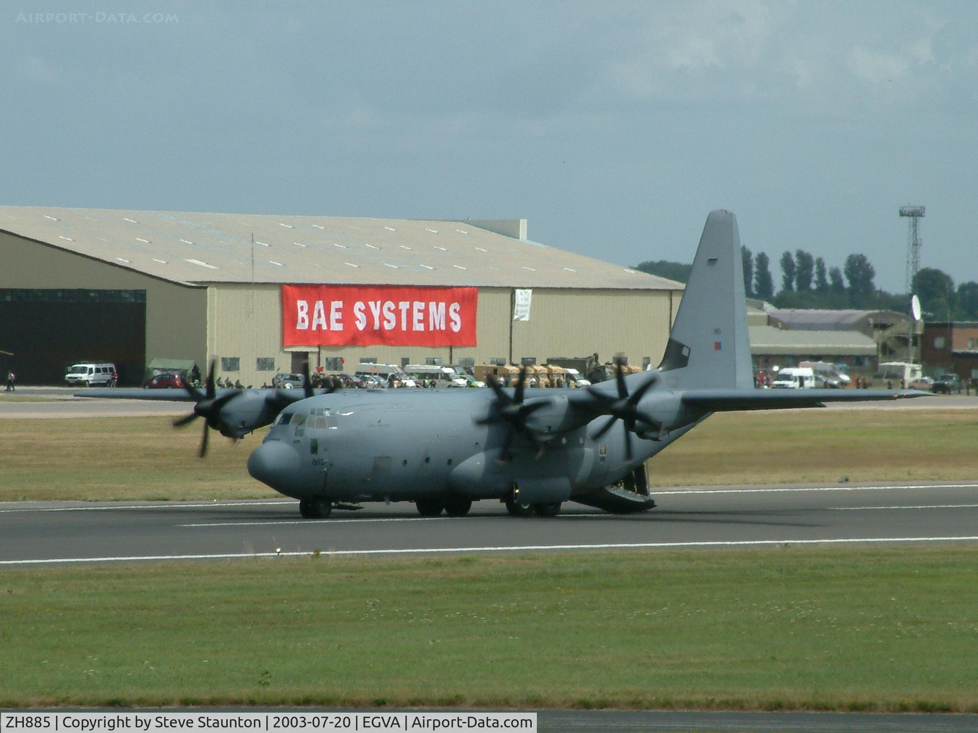 ZH885, 1999 Lockheed Martin C-130J Hercules C.5 C/N 382-5483, Royal International Air Tattoo 2003