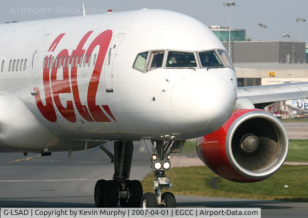 G-LSAD, 1989 Boeing 757-236 C/N 24397, Jet 2 757 Close up