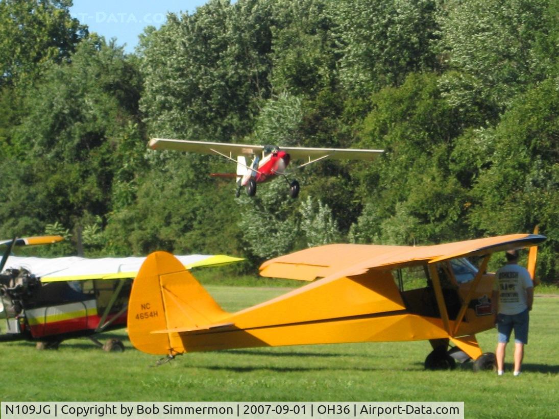 N109JG, 2004 American Champion 8GCBC Scout C/N 459-2004, Departing the breakfast fly-in at Zanesville, OH (Riverside)