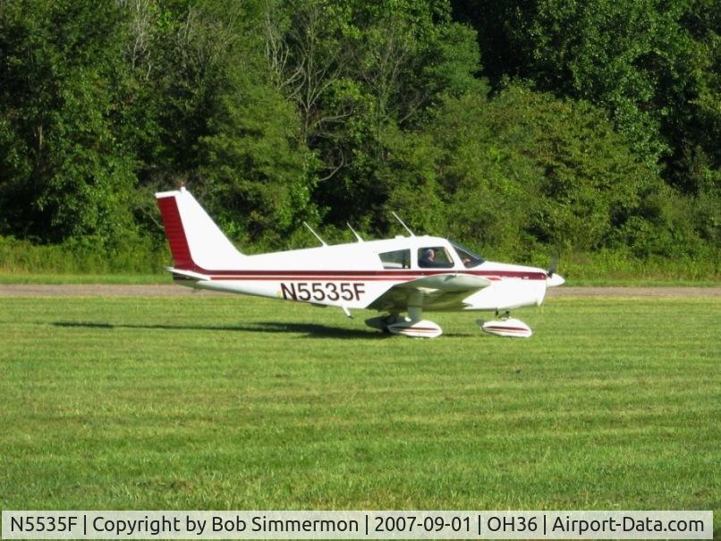 N5535F, 1968 Piper PA-28-140 C/N 28-24934, Breakfast fly-in at Zanesville, OH (Riverside)