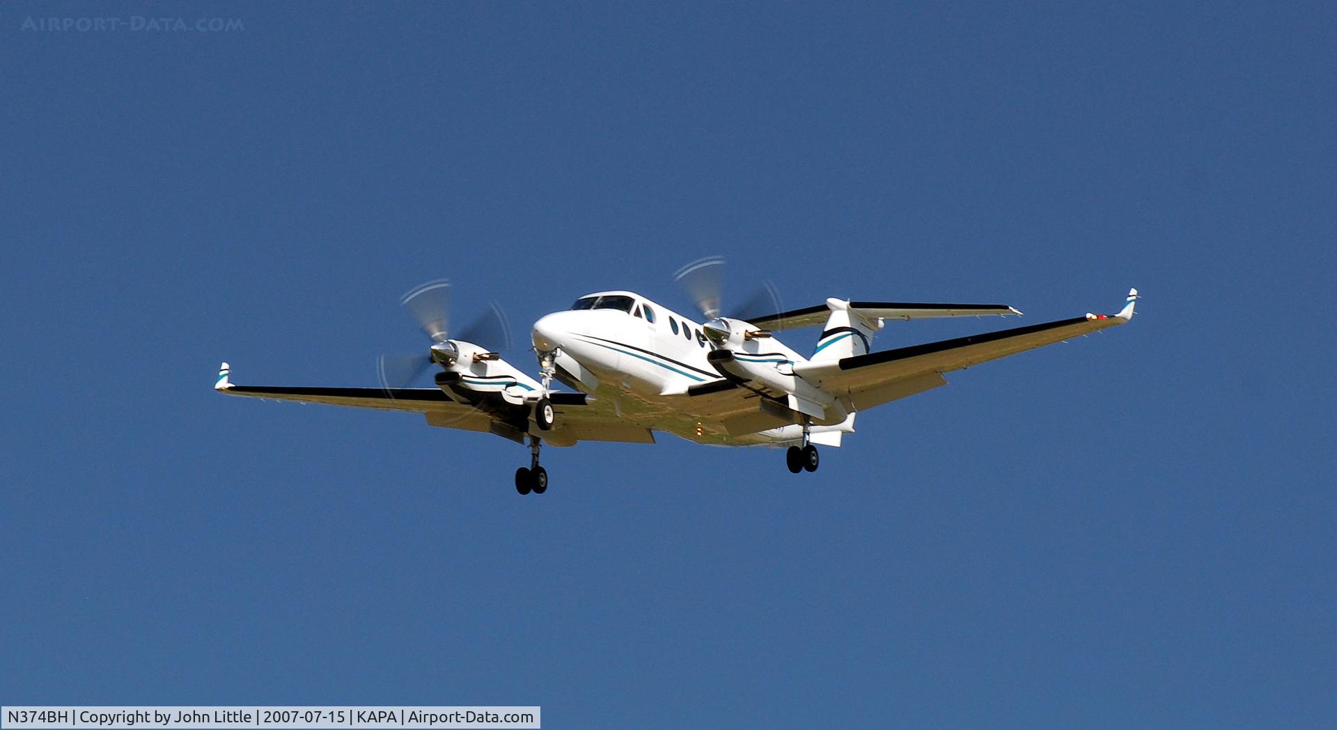 N374BH, 2005 Raytheon Aircraft Company B300 C/N FL-442, Approach 17L From Arapahoe Road & Peoria