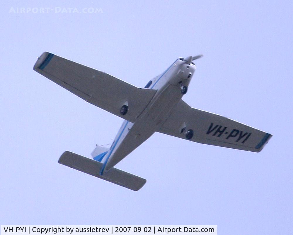 VH-PYI, 1981 Piper PA-28-161 C/N 28-8216088, A bit too low over my house today! Gold Coast Queensland