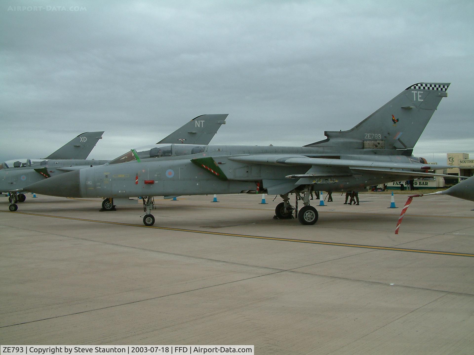 ZE793, 1988 Panavia Tornado F.3 C/N 3320, Royal International Air Tattoo 2003