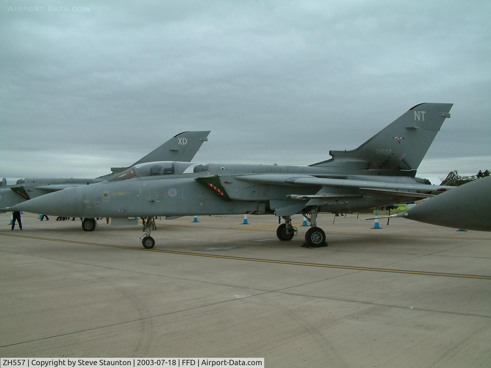 ZH557, 1993 Panavia Tornado F.3 C/N 927/AT049/3468, Royal International Air Tattoo 2003