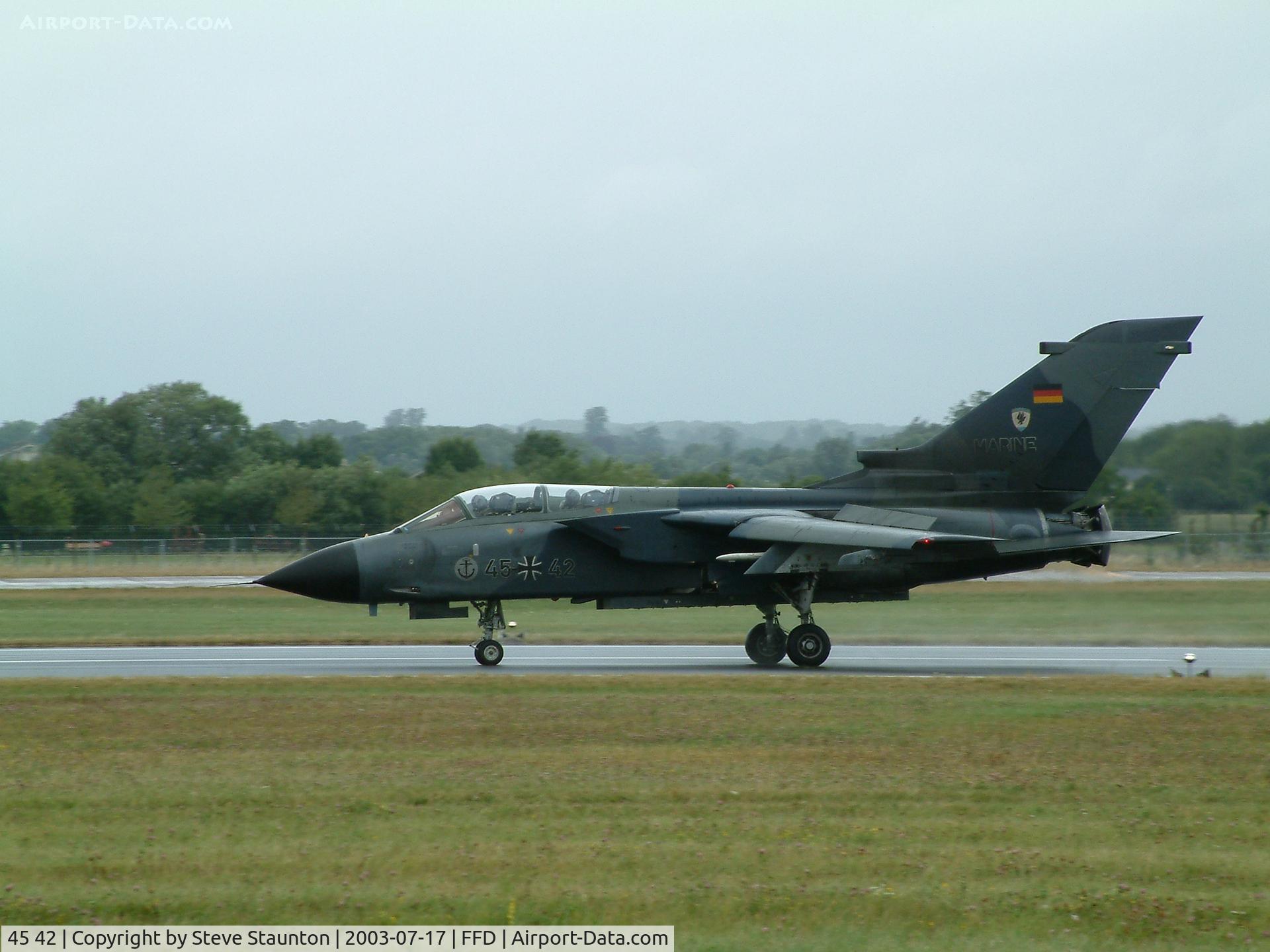 45 42, Panavia Tornado IDS C/N 606/GS190/4242, Royal International Air Tattoo 2003
