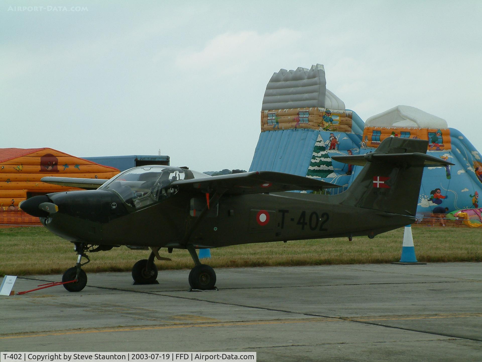 T-402, 1975 Saab T-17 Supporter C/N 15-202, Royal International Air Tattoo 2003