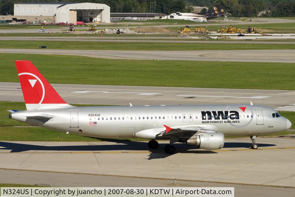N324US, 1992 Airbus A320-211 C/N 273, Holding 3L