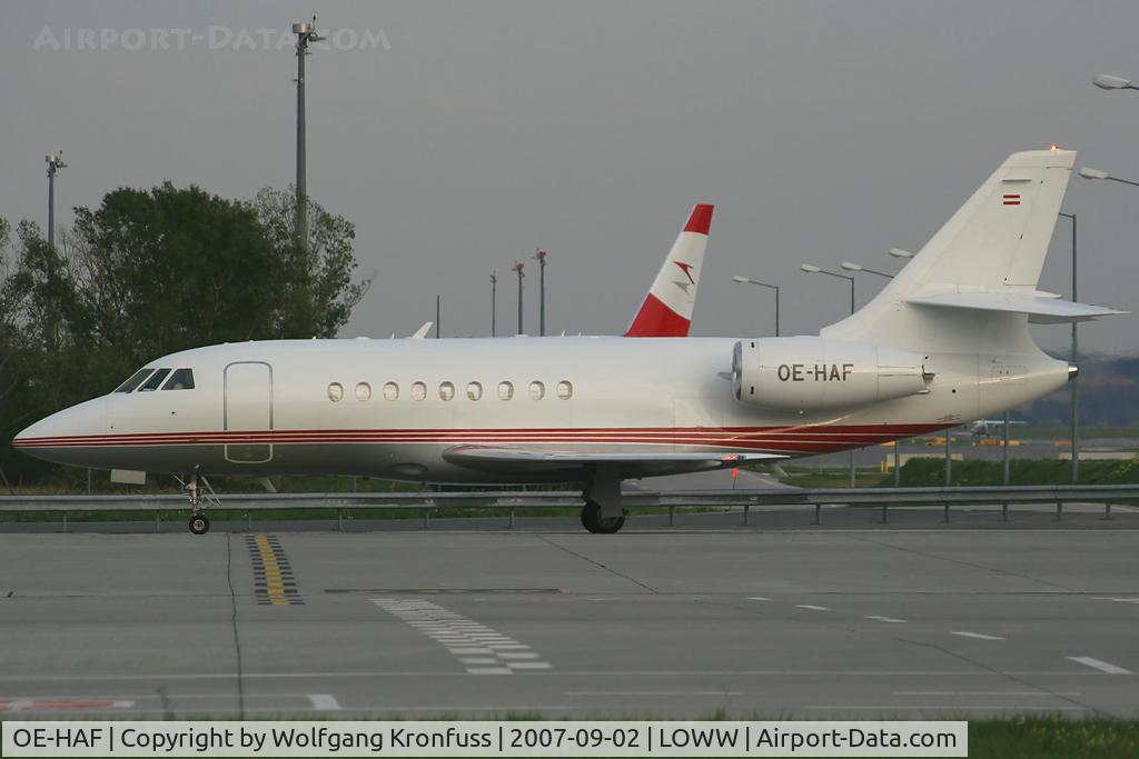 OE-HAF, 2005 Dassault Falcon 2000LX C/N 223, taxiing in after landing RWY34