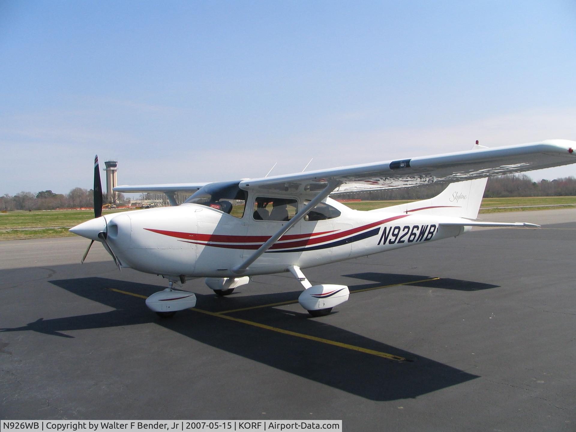 N926WB, 2000 Cessna 182S Skylane C/N 18280819, Taken @ Landmark Aviation