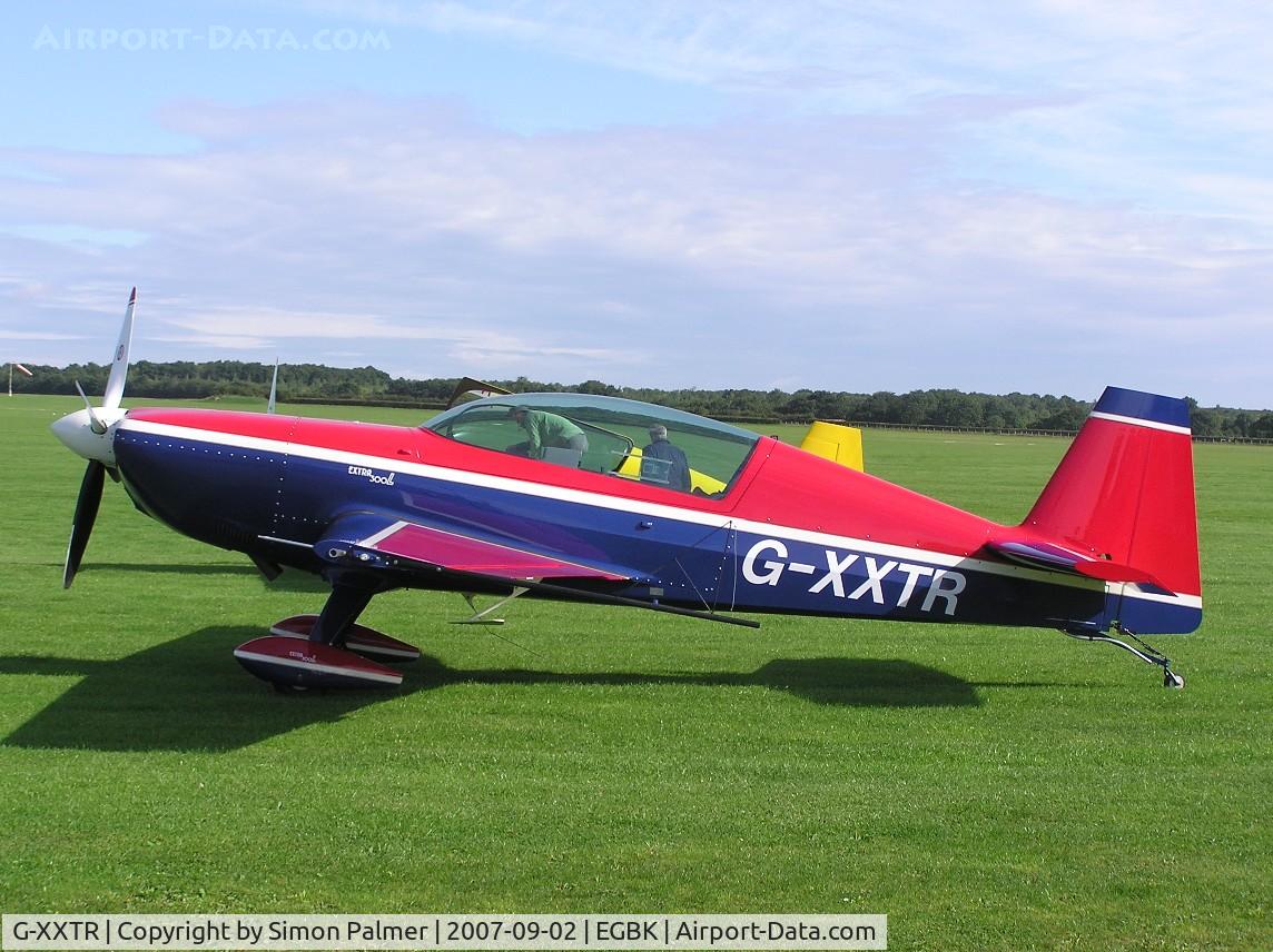 G-XXTR, 2000 Extra EA-300L C/N 126, Extra 300 at Sywell
