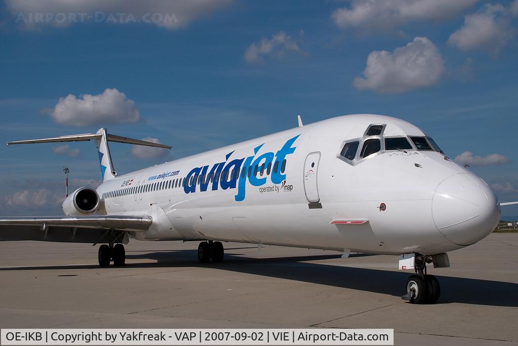 OE-IKB, 1986 McDonnell Douglas MD-83 (DC-9-83) C/N 49448, Aviajet MD80
