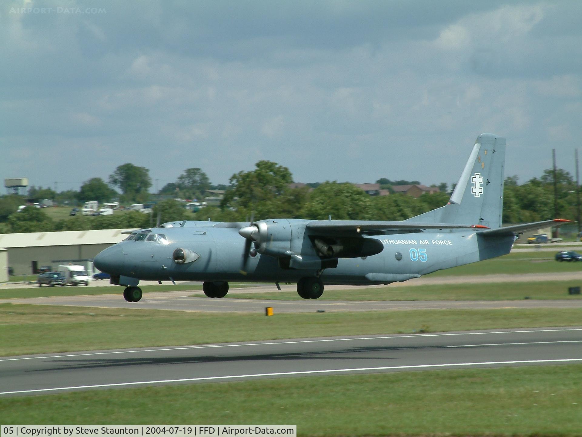 05, Antonov An-26B C/N 97311203, Royal International Air Tattoo 2004