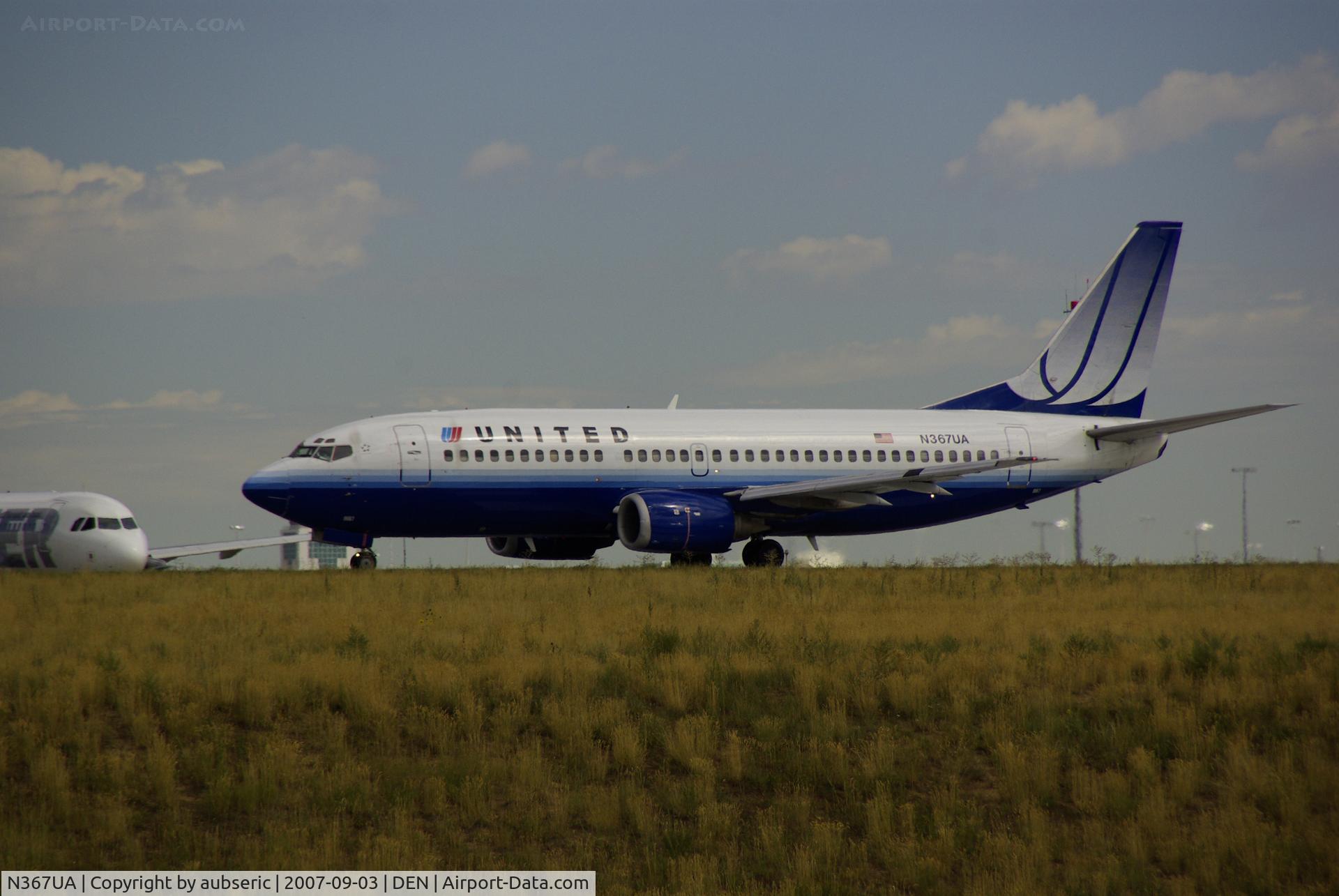 N367UA, 1989 Boeing 737-322 C/N 24536, 737-322