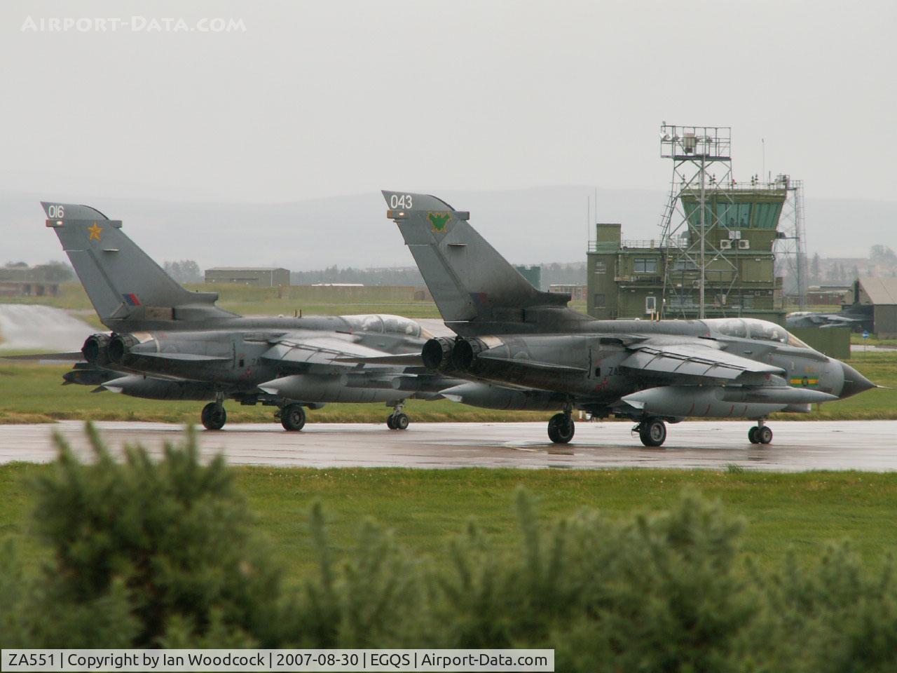 ZA551, 1981 Panavia Tornado GR.4 C/N 067/BT018/3035, BAe Panavia Tornado GR.4T/Royal Air Force/RAF Lossiemouth (with ZA410)