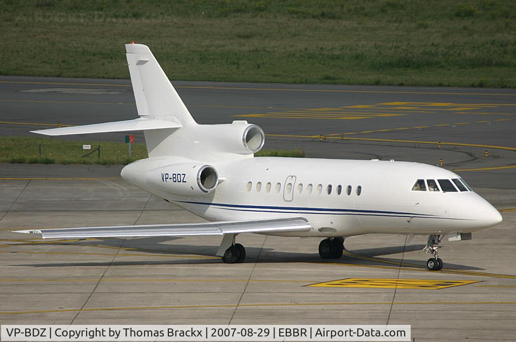 VP-BDZ, 1999 Dassault Falcon 900EX C/N 53, Taxi to RWY 07R