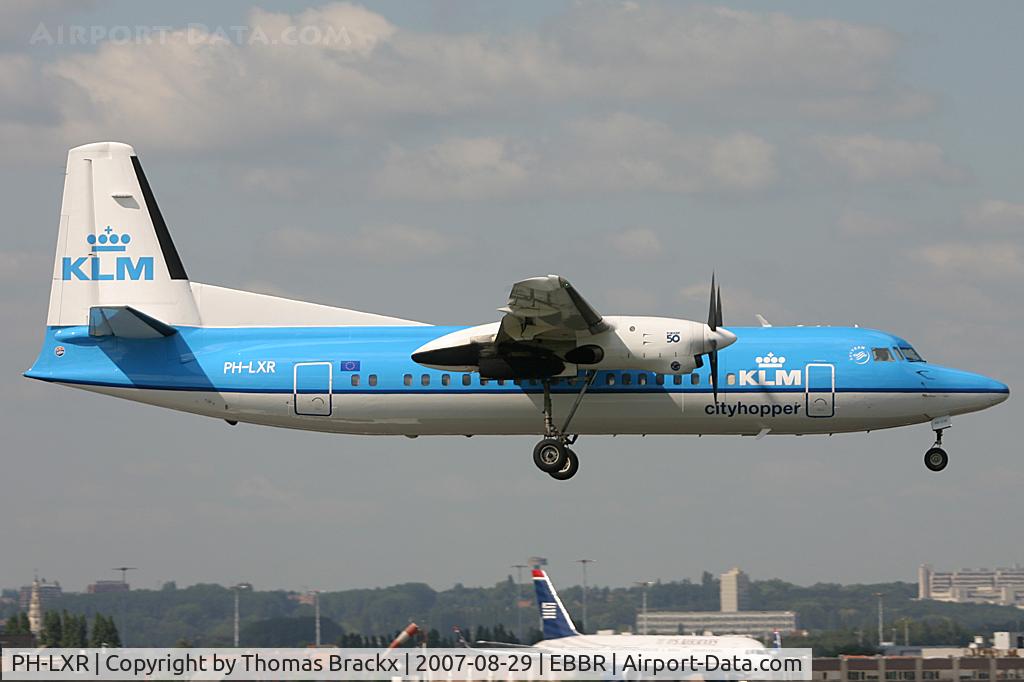 PH-LXR, 1993 Fokker 50 C/N 20277, Short final RWY 02