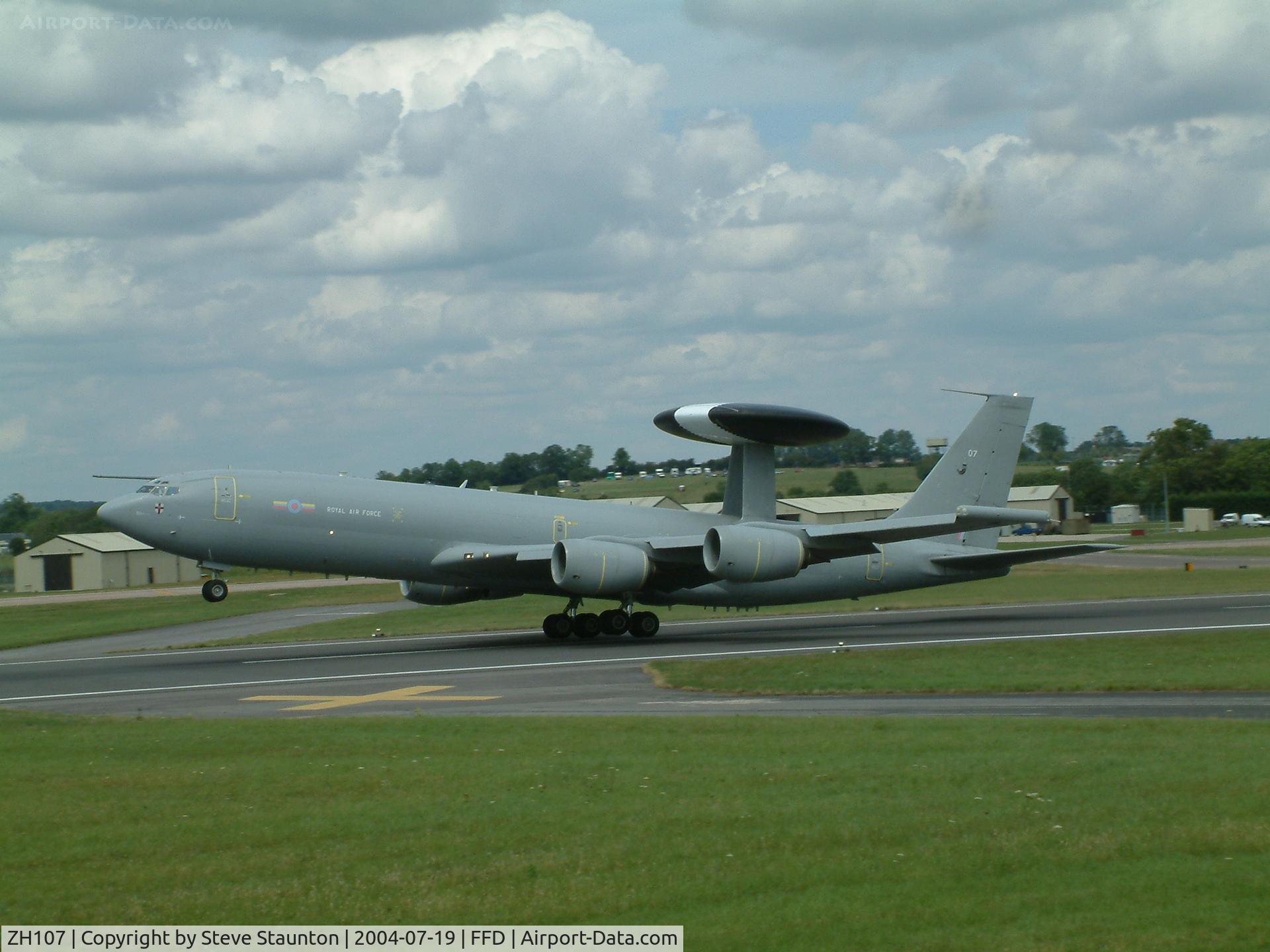 ZH107, 1991 Boeing E-3D Sentry AEW.1 C/N 24499, Royal International Air Tattoo 2004