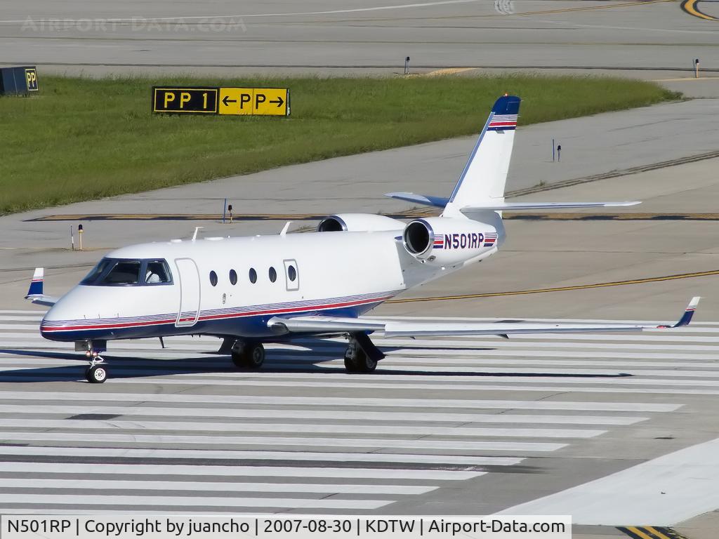 N501RP, 2006 Israel Aircraft Industries Gulfstream G150 C/N 209, Lining up on 3L