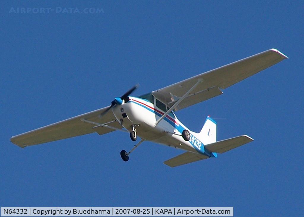 N64332, 1975 Cessna 172M C/N 17265172, Touch and Go 17L