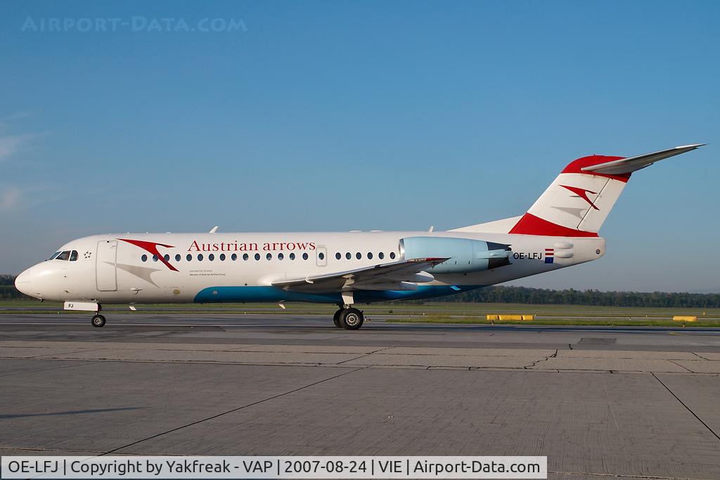 OE-LFJ, 1995 Fokker 70 (F-28-0070) C/N 11532, Austrian Arrows Fokker 70