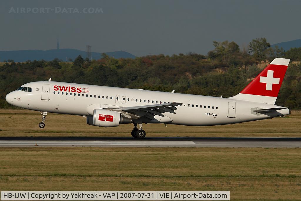 HB-IJW, 2003 Airbus A320-214 C/N 2134, Swiss Airbus 320