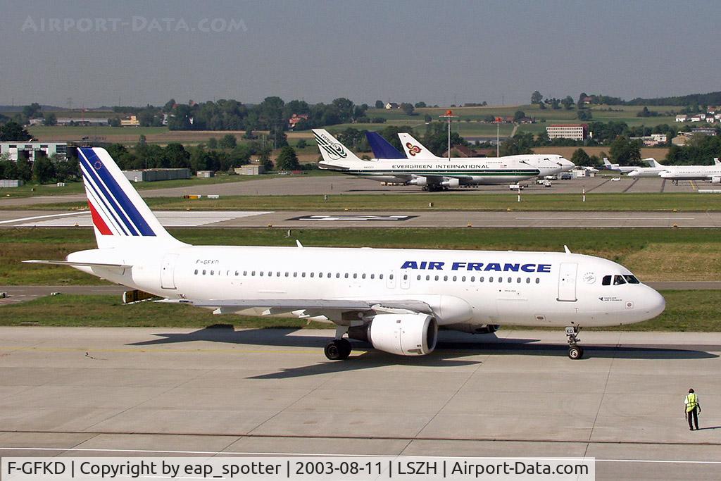 F-GFKD, 1988 Airbus A320-111 C/N 014, taxi to departo to PAR