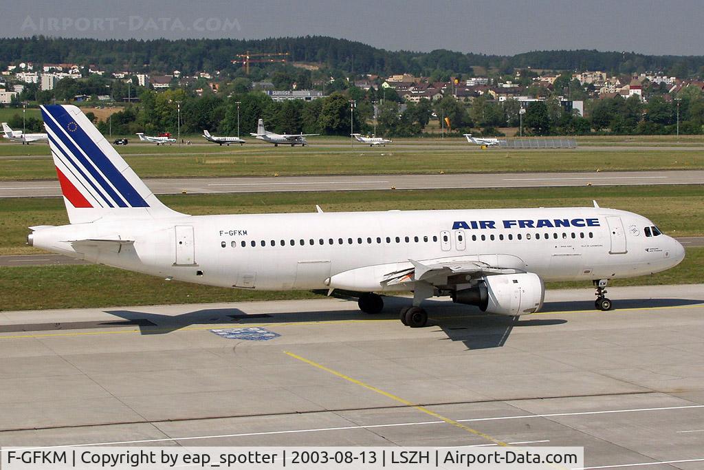 F-GFKM, 1990 Airbus A320-211 C/N 0102, taxi