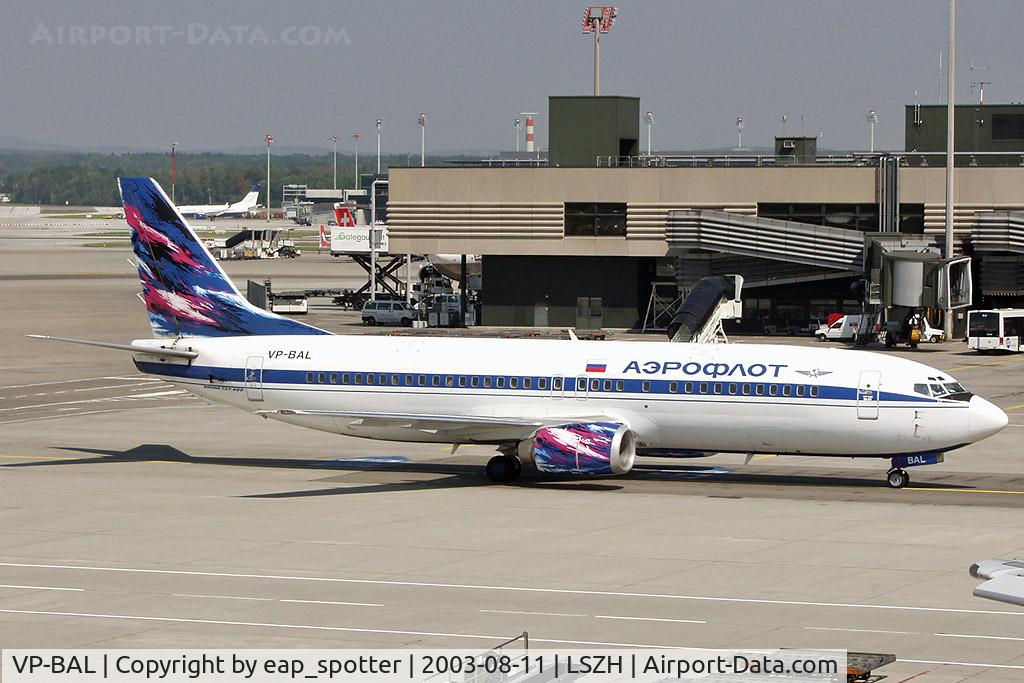 VP-BAL, 1998 Boeing 737-4M0 C/N 29204, taxi to gate