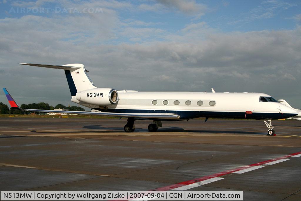 N513MW, 1997 Gulfstream Aerospace G-V C/N 510, visitor