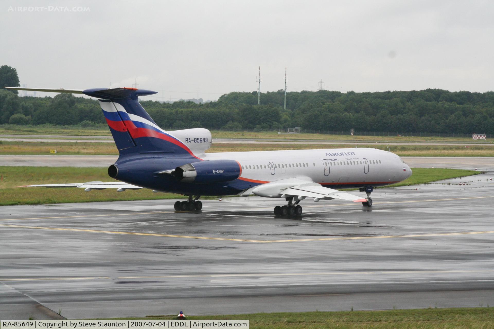 RA-85649, 1988 Tupolev Tu-154M C/N 88A787, Taken at Dusseldorf July 2007