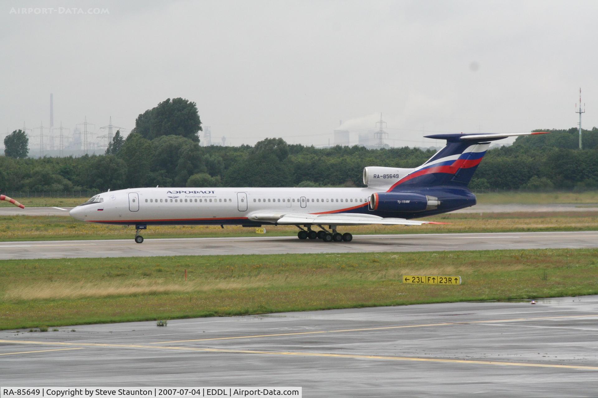 RA-85649, 1988 Tupolev Tu-154M C/N 88A787, Taken at Dusseldorf July 2007