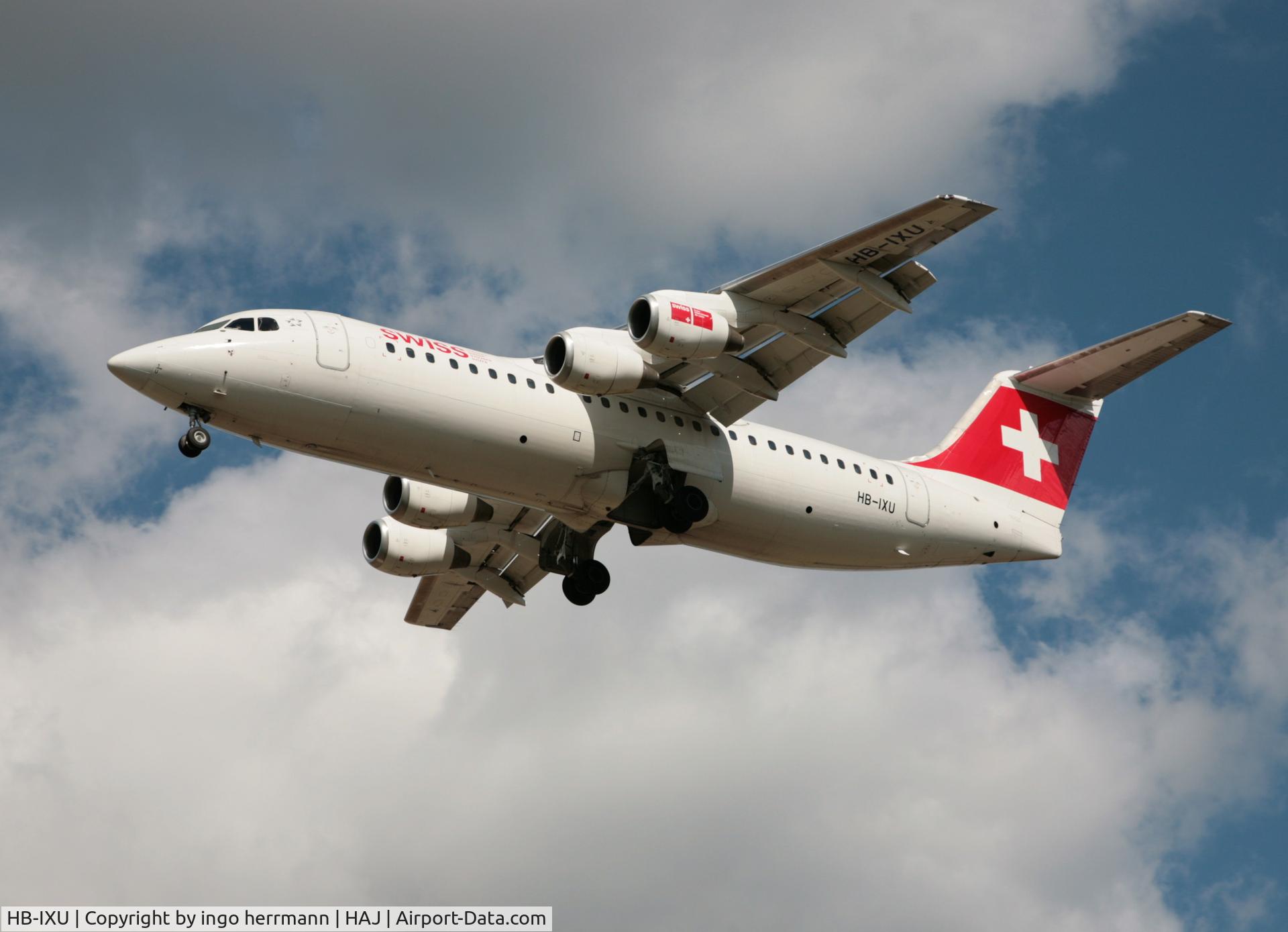 HB-IXU, 1995 British Aerospace Avro 146-RJ100 C/N E3276, BAe 146