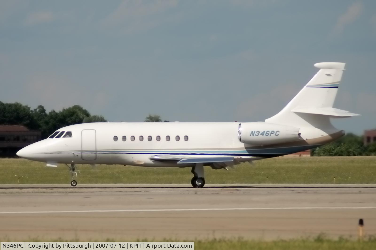 N346PC, 2005 Dassault Falcon 2000EX C/N 62, Landing on Runway 32, KPIT