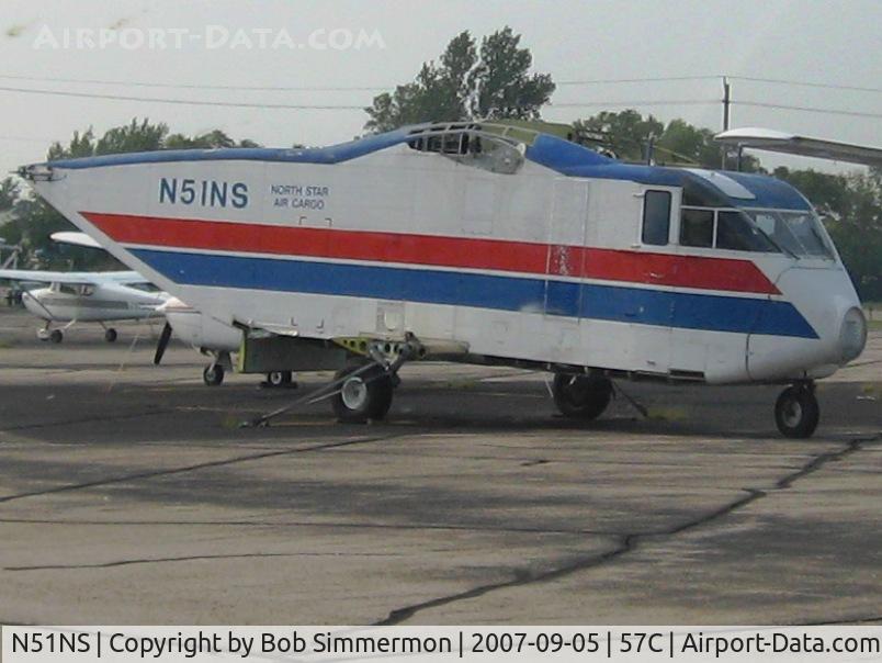 N51NS, 1967 Short SC-7 Skyvan 3 C/N SH.1843, On the ramp at East Troy, WI