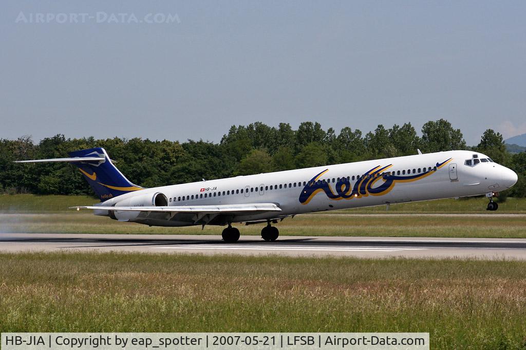 HB-JIA, 1997 McDonnell Douglas MD-90-30 C/N 53552, landing on rwy 16