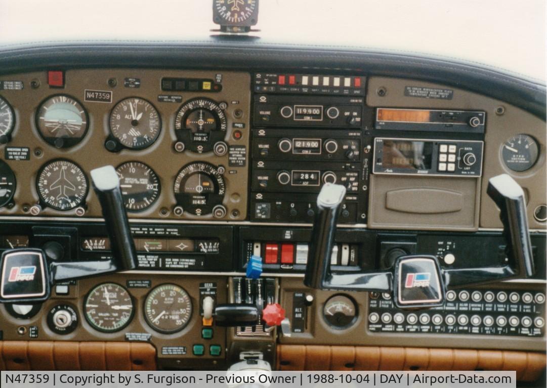N47359, 1977 Piper PA-28R-201T Cherokee Arrow III C/N 28R-7703361, Panel view as of 1989