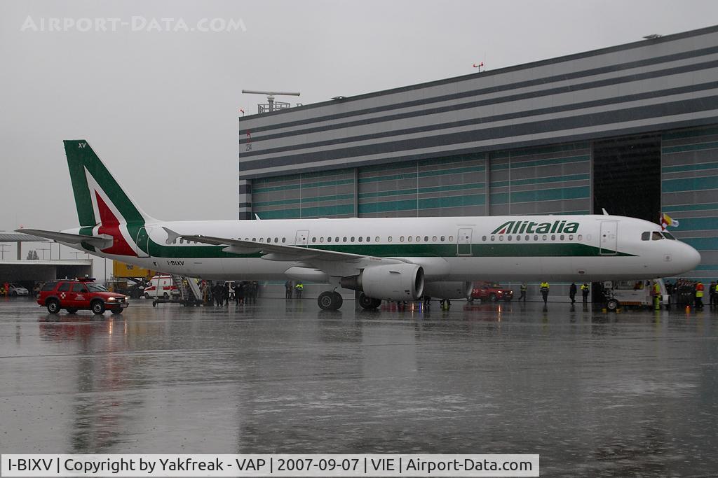 I-BIXV, 1998 Airbus A321-112 C/N 819, Alitalia Airbus 321