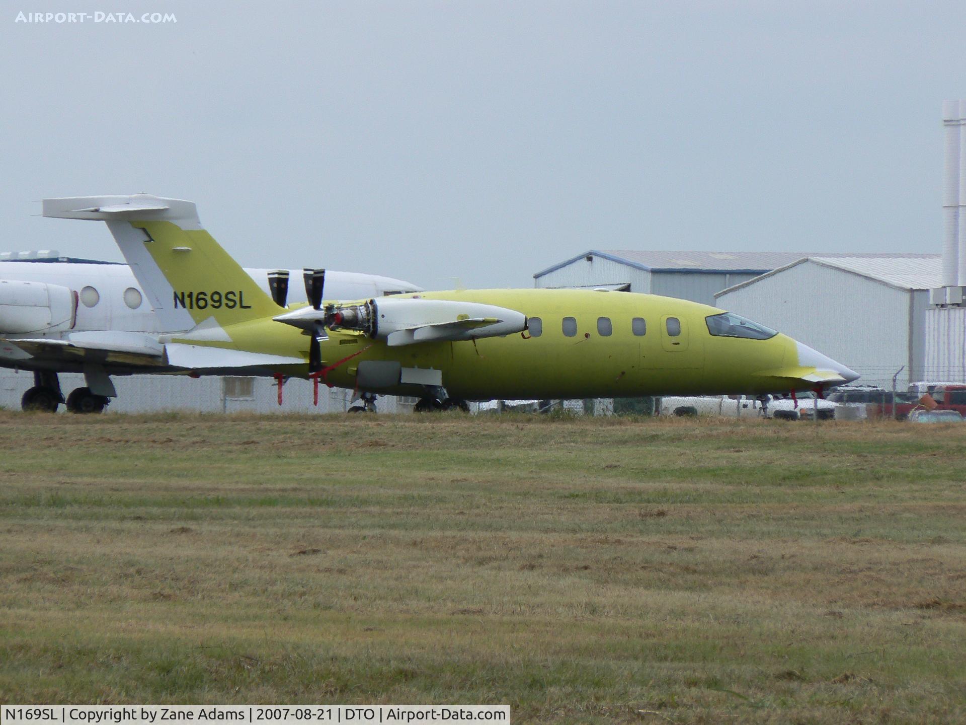 N169SL, 2007 Piaggio P-180 Avanti C/N 1140, At Jetworks Air Center - Ready for paint