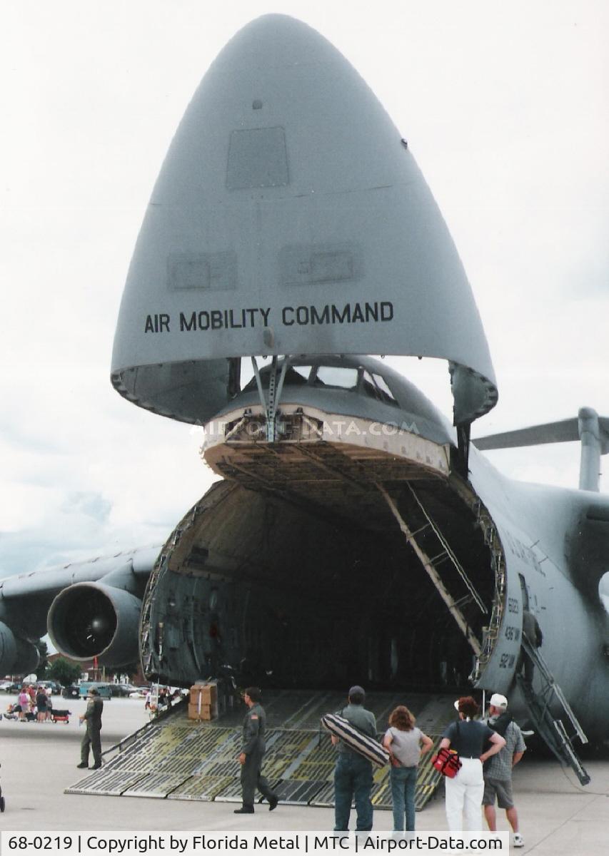 68-0219, 1968 Lockheed C-5A Galaxy C/N 500-0022, C-5 Galaxy - thanks to Glenn C for id'ing this C-5