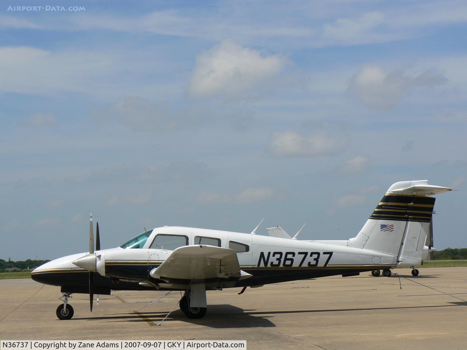 N36737, 1978 Piper PA-44-180 Seminole C/N 44-7995006, on the ramp at Arlington Muni